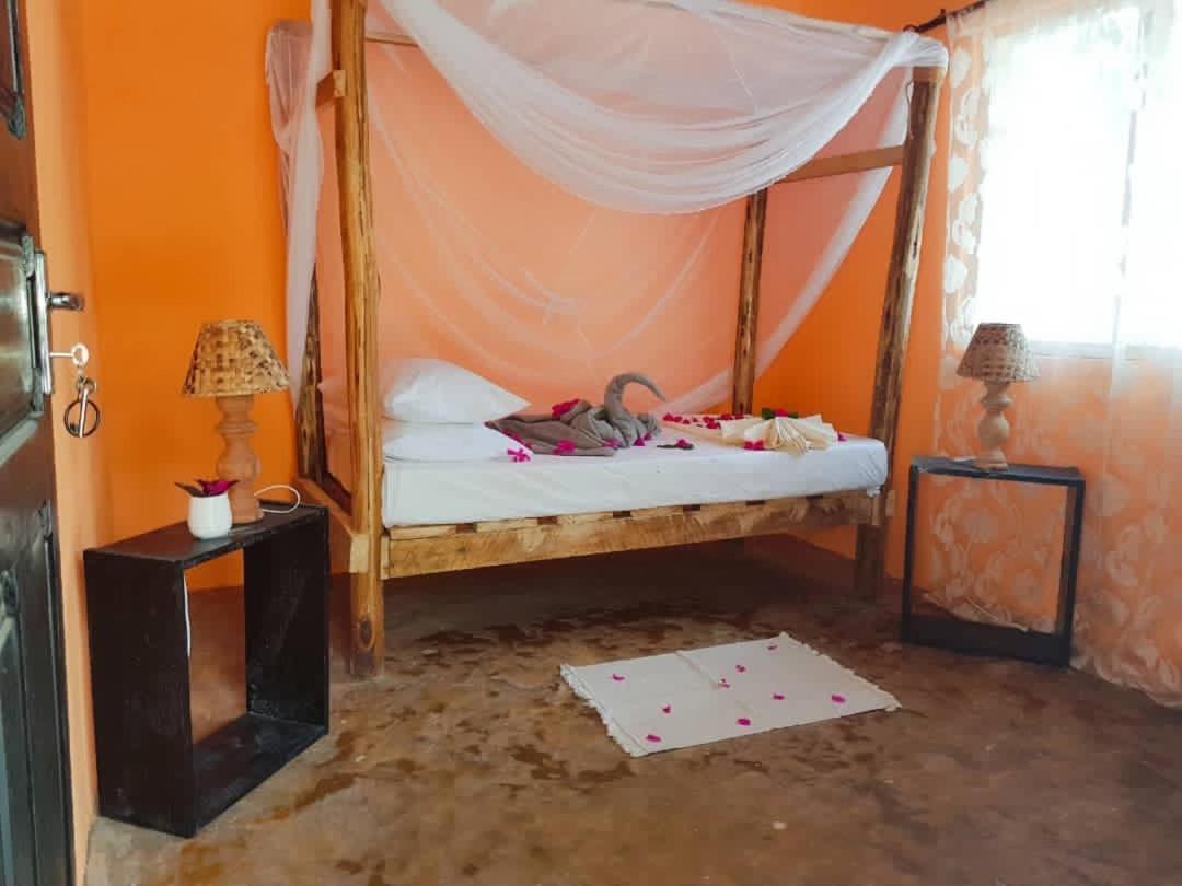 Dreams Of Mapacha Bed and Breakfast Michamvi Esterno foto